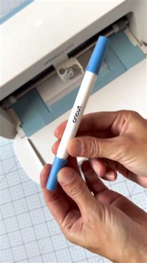 Have you tried the new Cricut Dual-Sided Markers yet? 🎨⁠ ⁠ They’re perfect for birthday cards, doodles or adding those little extra details. And the best part? They come in versions for both Cricut Joy/Joy Xtra and Cricut Maker/Explore, so everyone gets to join the fun. Woho ✨ | Cricut