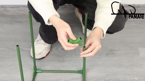 Tomato Cages for Garden - 44" Tall Square Plant Support Pole, Heavy Duty Cucumber Trellis Tower Stakes for Climbing Vegetable Flowers Fruits Raised Garden Bed Grow Bag, 3 Pack