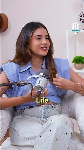 Dating a guy vs a girl as a lesbian ft Mihika & Trishina