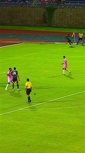 Nicholson finds his 4th of the qualifiers 🔥 | Concacaf