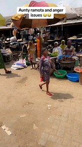 Mkuki kwa nguruwe leo amekopwa yeye anakimbilia kwa Rpc 👇 👇 @auntyramota_authentic @mysafaritanzania | Eliud Samwel Mwakasege