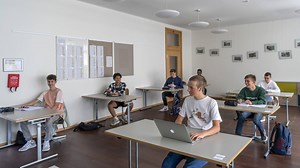Bei Gruppenarbeit gilt Maskenpflicht!