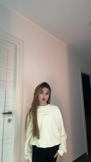 Giulia Paladino TikTok: Ancora e Ancora
