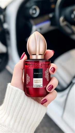 Nouveau! Scarlett Extrait de Parfum - Découvrez la Fragrance