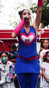 Adiós Superman, bye, bye, bye, bye!🦸🏻‍♂️ Que honor haber podido cantar esta canción con el grandísimo Chabelo!💥🙌🏼 Me encanta ver a los papás bailando con sus peques! 🕺🏻Que pasen un gran domingo en familia❤️#adios #superman #chabelo 🤍 | Patylu