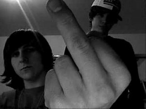 mitchell musso stuck up his middle finger david henrie has a tatoo