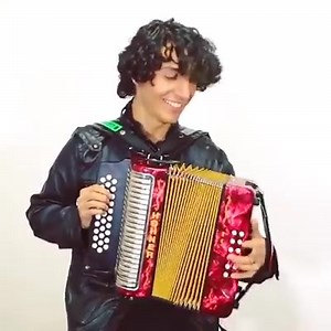 5.2K views · 217 reactions | #BillieJean #MichaelJackson #accordion #acordeón | Jhoniván | Facebook