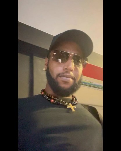 12 reactions | Réel respect @chicanos_blickawye merci pour l invitation  big up @canal10_gp_officiel #memories #single #promo #music #gwadayouth | Oblik music | Facebook