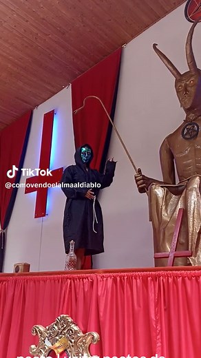 Pactos con Lucifer: Cómo Hacer un Pacto con el Diablo por Dinero