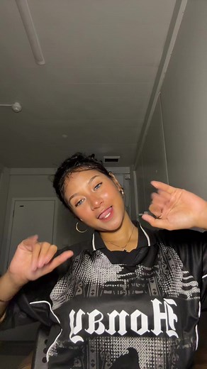 babygege (@gegexxx)’s video of roger troutman california love