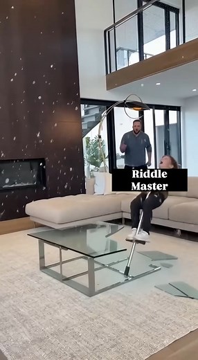 He wanted a small reaction… the table chose LEVEL 100 DRAMA | Riddle Master