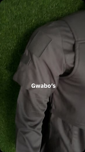 Custom concept mandalorian style suit and vest available in all other colors and sizes DM for order price are just 199$ #cosplay #starwarscosplay #starwars #bobafettcosplay #bookofbobafettfinale #mandalorianmercs #bobafett #501st #mandalorian #dindjarin #flightsuit #USA #comiccon | SW Custom Costume shop