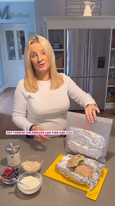 Looking for easy breakfasts that you can make up in advance? These are two of my favourites! Overnight oats are brilliant, you can make these up on a Sunday and they will last up to 3 days in the fridge, just add your oats, some yoghurt, water, berries and a squeeze of honey to any old jam jar, mix it up and pop it in the fridge ready to grab on your way out the door! Another brilliant breakfast idea is these breakfast burritos, I have made mine up with cooked sausages, scrambled egg and some ch