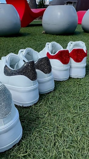 34 reactions | GLITTER FASHION on Reels | Facebook