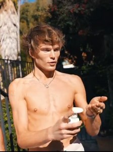 Jordan Barrett's Modeling Journey: From Byron Bay to Stardom