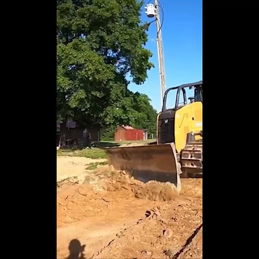 Getting it done! #excavator #truck #dozer #pond #reels | Dirt Perfect