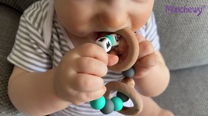 Munchewy Personalized Rattle with Name, Custom Made Baby Keepsake Rattle with Wood Rings for Girls, Handmade Gift for Baby Shower (Light Pink)