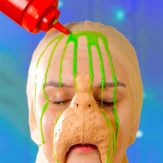 44K views · 111 reactions | Amazing transformation into Grinch for Christmas  | 5-Minute Crafts GIRLY | Facebook