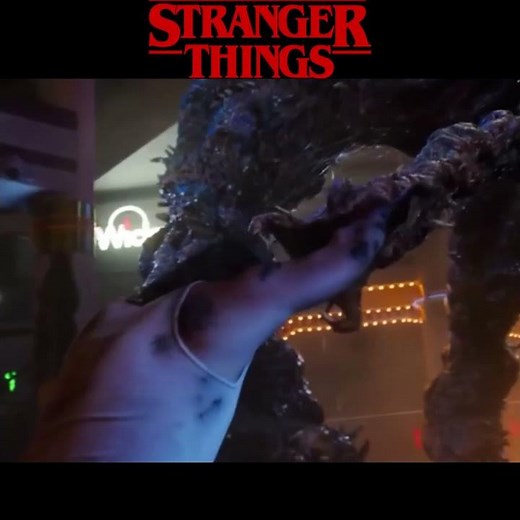 Mind Flayer - Billy DEATH Protects Eleven - Stranger Things