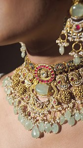 Discover the zenith of elegance with The Festive Edit, showcasing captivating and resplendent details that will leave you spellbound. . . . #HazoorilalLegacy #BridalJewellery #HighJewellery #JewelleryCollection | Hazoorilal Legacy