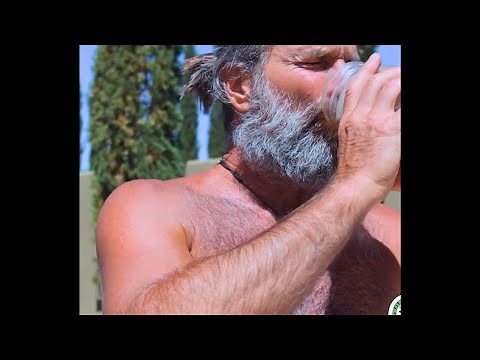 Tik Tok Influencer Loves Drinking Pee