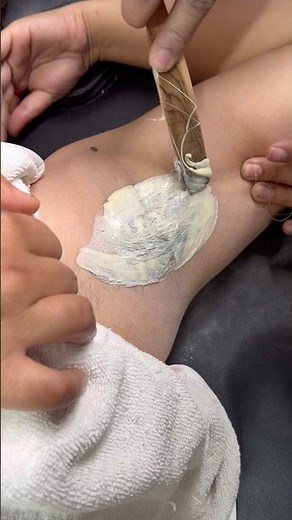 which is the best wax for bikini,underarms and face? // Hollywood wax for sensitive area #waxing