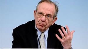 パドアン: マニューバ ビスは 3,4 億のまま