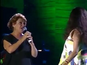 Miúcha, uma das inesquecíveis vozes da bossa nova, foi uma das presenças mais que especiais no show "BRASILEIRINHO" (2004), formou um dueto encantador e histórico com "MARIA BETHÂNIA" na interpretação de "CABOCLA JUREMA", composição que leva a assinatura de ninguém menos que Jaime Alem e Rosinha de Valença. Maravilhosamente dentro do contexto do espetáculo e de todos os Brasis, a canção é uma linda saudação a uma das entidades mais conhecidas dentro da umbanda, a cabocla Jurema, justamente por s