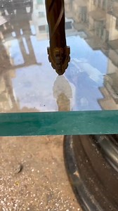 2.9K views | Se o seu dia envolve cortar azulejo, mármore ou vidro, essa é a broca ideal. | Parafuso Solto | Facebook