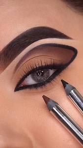 178K views · 54 reactions | ✨ My midnight obsession just got a twist! ✨ My all-time favourite Midnight Kohl is now here in stunning brown shades too 癩 Same bold pigment, just a new sultry color! And don’t worry — it’s still smudge-proof + waterproof  Use coupon code EKTA10 to get 10% off on RENÉE website and app. #BrownIsTheNewBlack #MidnightObsession #KohlGoals #SmudgeProof #Waterproof #RENÉEBeauty | EKTA | Facebook