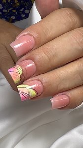 Mantenimiento en uñas esculturales. Diseño con pigmentos y geles. | Yuslaidy de Ruano