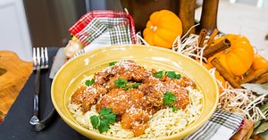 Chicken Stifado