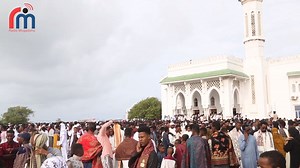 Magaalada muqdisho iyo guud ahaan dalka oo maanta si weyn looga dabbaal degay munaasabadda ciidda carafo. | Radio Mogadishu