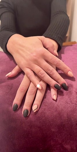 #aaronandmams #nailart #newnails #prendresoindesoi