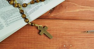 5 przykazań kościelnych modlitwa – praktyka i znaczenie w codzienności