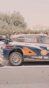Ми захоплюємося вправністю автомеханіків WRC! Вміння повернути автомобілі в гонку за лічені хвилини — це щось неймовірне  Їх точність забезпечує досконалість водіння.  #WolfLubricants #PrecisionDrivesPerfection #WRC #engineoil #lubricants #motorsport | Wolf Lubes | Facebook