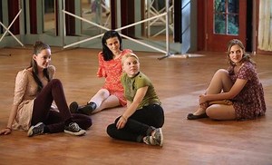 Why Bunheads Is the Best Show on TV