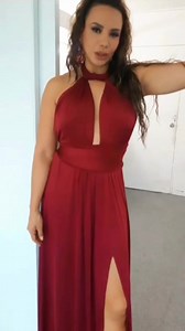 El rojo se asocia con el amor y la pasión. El rojo tinto (al ser más oscuro) refleja un amor más serio y formal. No sé porqué, pero amo ese color. | El blog de Monica Cabrejos