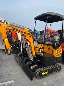 [Hot Item] 1.5 Ton Newest Smallest Mini Digger for Garden Mini Excavator Machine