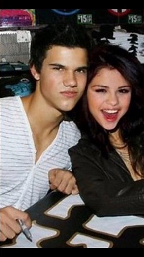 selena gomez & taylor lautner dating 2009🤩 #shots /pls like 👍 @ subscribe #Hollywood couple 💏#sorry