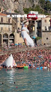 383K views · 1.3K reactions | I tentativi per prendere la bandiera! Complimenti a tutti i partecipanti!  #cefalù | Sicily Island | Facebook