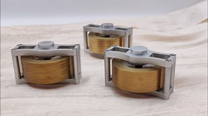 Brass Kinetic Spinning Top, Desk Fidget Toy for Adults, Stress Relief Toy for Office, Black