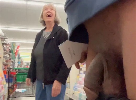 Friendly, smiling lady in the store - Allow Flash