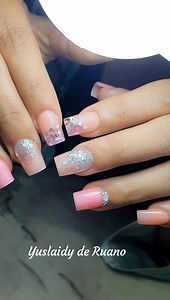 Transformation into bitten nails. | Yuslaidy de Ruano