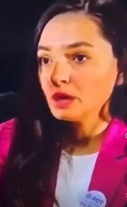 Pana si distinsa (si erudita) doamna Gavrila se intreaba de ce nu participa la dezbateri dl Simion... Ps - verbul este "a fugemi" sau "a fugema" (ambele forme sunt corecte) | Andrei Rosu