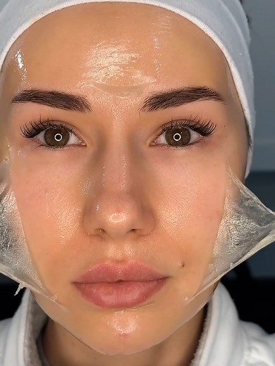 Hydrating Collagen Peel Off Pack for Glowing Skin