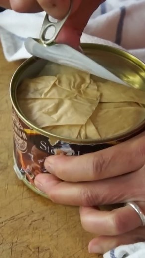 Let's try some canned food #hamburger #burger #cannedfood #cannedburger #food #tastetest #can | Emmymade
