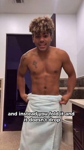 I hope this doesn’t fail! 🥵 #lifehack #towel #mens #tipsandtricks #fail #reels | Joshua Suarez