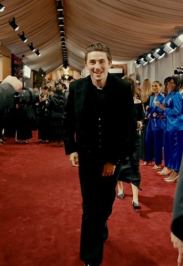 Timmy Tim on the carpet. @Golden Globes #TimotheeChalamet #GoldenGlobes #BeverlyHilton