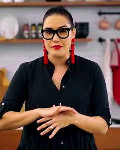 175K views · 7.5K reactions | Vietnamese Shaking Beef ✌️珞  ...how to get the most intense beefy flavour and keep the steak super tender  Get the recipe: https://www.marionskitchen.com/vietnamese-shaking-beef/ | Marion's Kitchen | Facebook